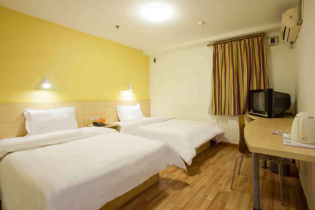 שונדה 7Days Inn Foshan Beijiao Nanchang Road חדר תמונה