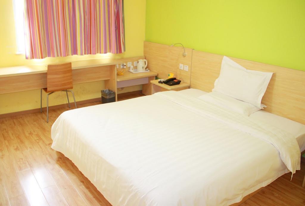 שונדה 7Days Inn Foshan Beijiao Nanchang Road מראה חיצוני תמונה