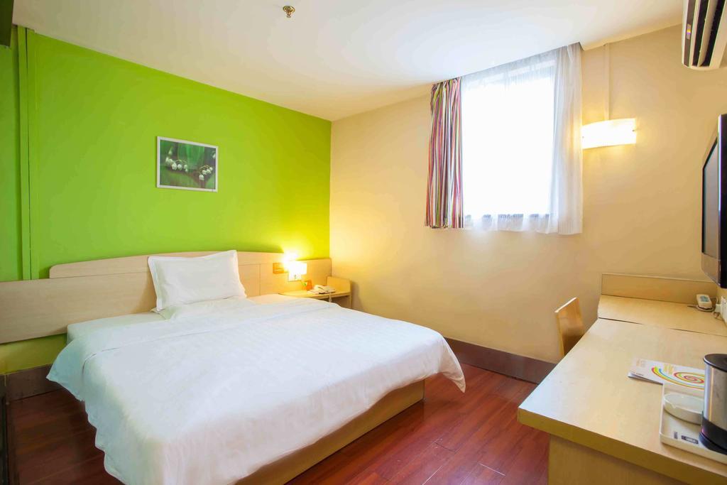 שונדה 7Days Inn Foshan Beijiao Nanchang Road חדר תמונה